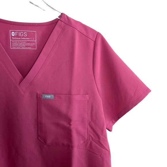 FIGS | Catarina One Pocket Scrub Top Quartz Pink Limited Edition BCA - Picture 10 of 10